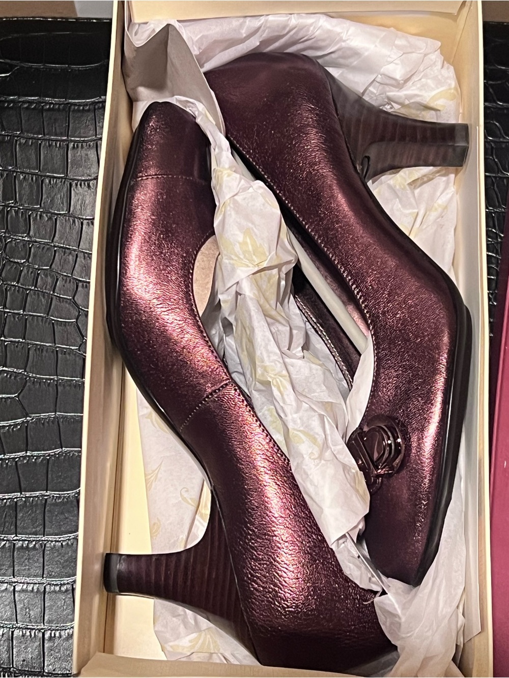 Söfft Vitero Copper Metallic Leather Pumps Women’s Size 9M Comfort Heels NIB